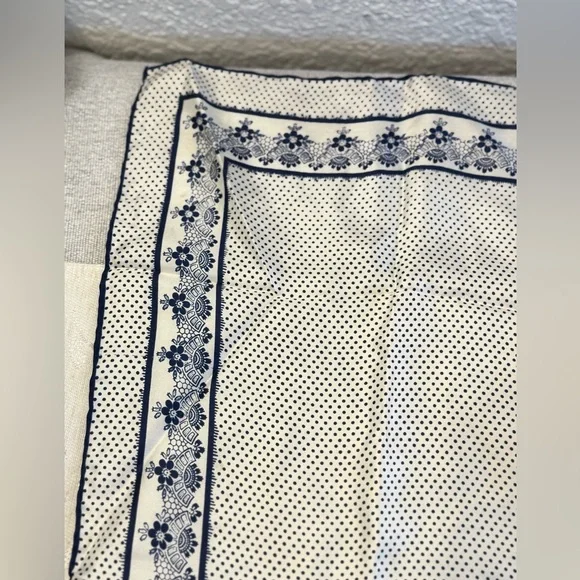 Vintage Anne Klein Silk Scarf Navy Blue Polka Dot Floral Lace Border 26" Square - Picture 11 of 14